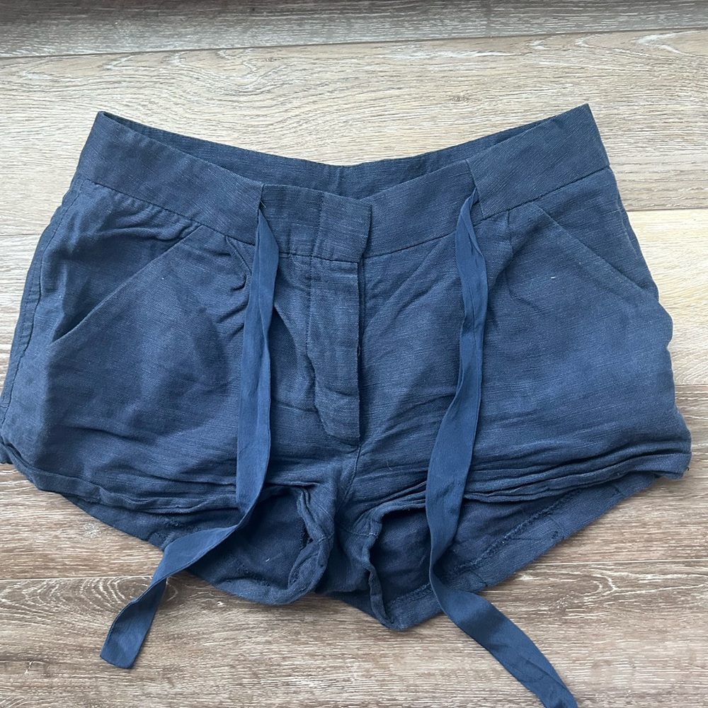 Wilfred High Waist Navy Shorts